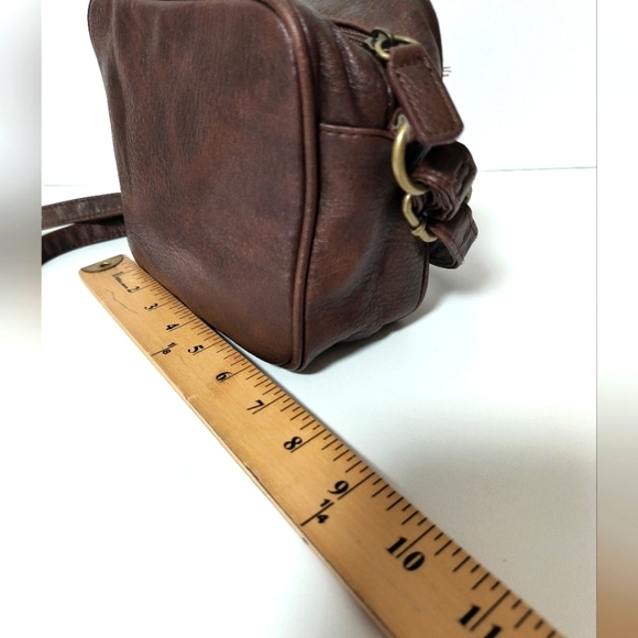 Roxy Crossbody Bag - Picture 8 of 9